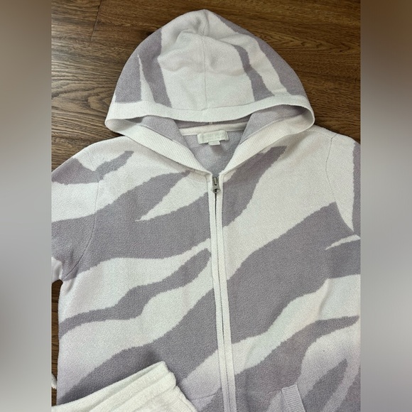 BAREFOOT DREAMS SET COZY Hoodie Shorts Pajamas medium ocean reef retired NWOT - Picture 5 of 6